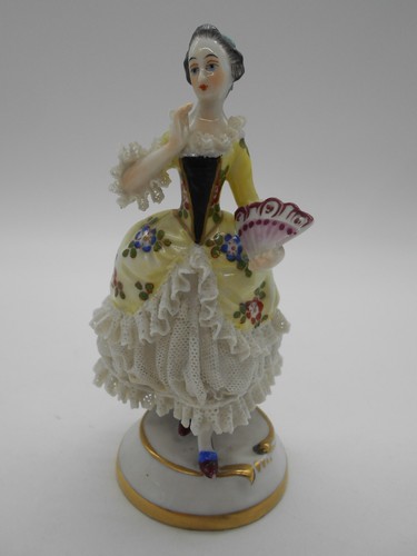 Magnifique figurine femme - figurine,