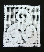 Triskell Theme Crochet Placemat. handmade crochet lace.