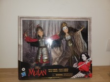 COFFRET POUPEE MULAN ET XIANNIANG, NEUF, DISNEY, style Barbie.