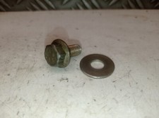 Tondeuse Kubota  W521TC / W 521 TC - Vis de serrage de roue (voir description)