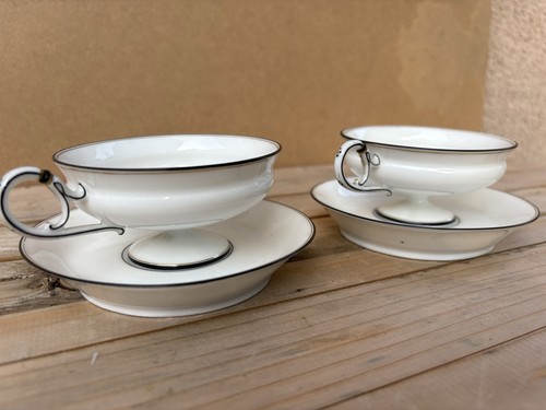 Paire bouillons tasses - de, bouillons-tasses