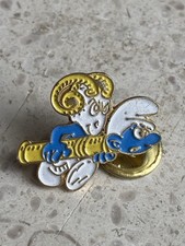 Pin’s Smurf Peyo Belier ••