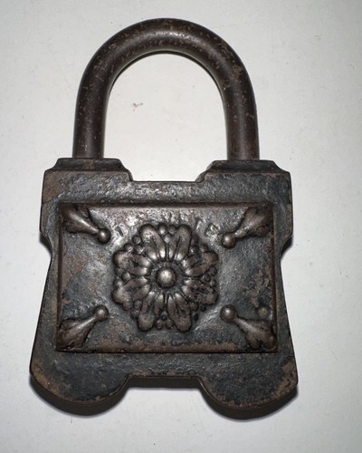 Ancien cadenas - ancien,