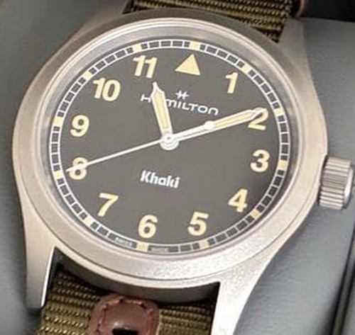 Montre quartz hamilton - à,