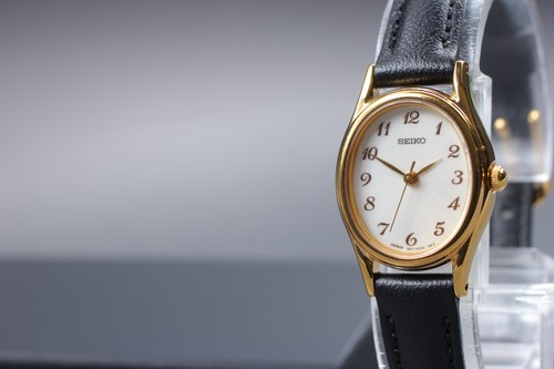 Montre femme vintage 2003
