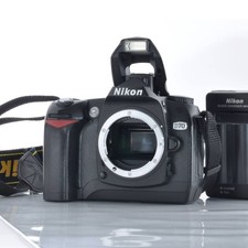 À partir de 4 999 - Appareil photo reflex numérique Nikon D70 [Nikon] testé...
