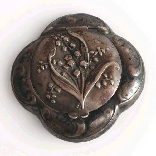 Belle boîte pilules en - À,