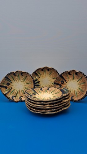 Lot assiettes forme de - de,