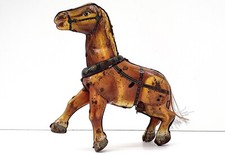 CHEVAL D’ATTELAGE EN TÔLE