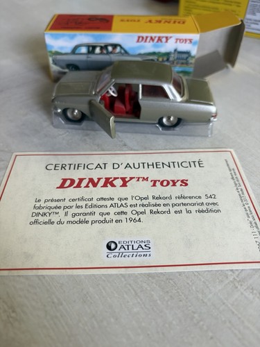 Dinky toys opel - opel, rekord