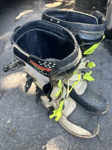 Chaussure moto - chaussure,