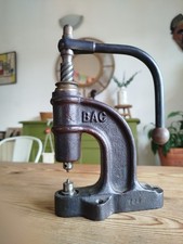 Ancienne presse de cordonnier