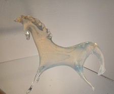 Cheval  verre opalescent