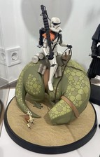 GENTLE GIANT STAR WARS SANDTROOPER ON DEWBACK ANIMATED MODEL