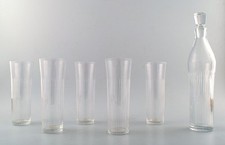 5 p. Verrerie, carafe et verre