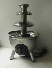 FONTAINE à CHOCOLAT avec sa boite et notice