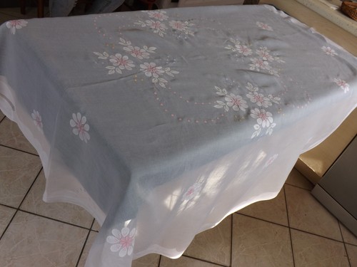 Service brodé nappe ronde - service,