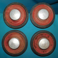 4 ANCIENNES ROUES POUR VOITURE