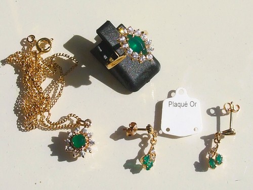 Lot beaux bijoux anciens - /,