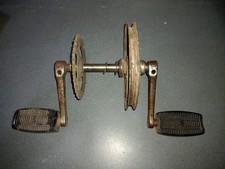 Pedalier complet avec plateau