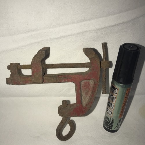 Petit etau ancien - petit,