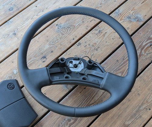 Volant cuir neuf - cuir, vw