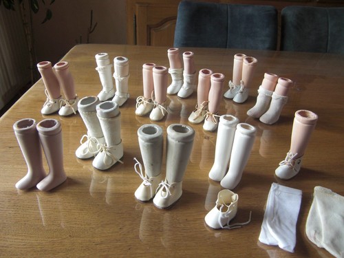 Poupee porcelaine jambes - de,