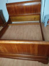 Lit  Louis Philippe avec sommier à lattes extensible.