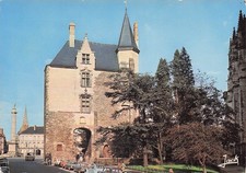 44 NANTES LA PORTE SAINT PIERRE ET LA COLONNE LOUIS XVI