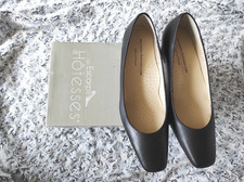 ESCARPINS - Les Escarpins