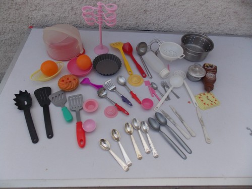 Dinette plusieurs objets - plusieurs, en