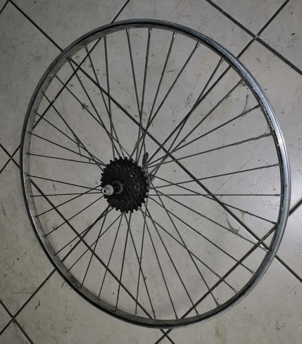 Roue arriere adamas - roue, via