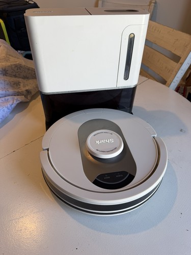 Shark ultra robot - ai, vacuum