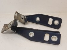 Charrière capot moteur pour