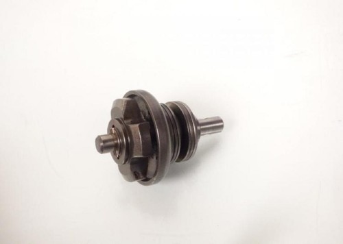 Pièce moteur diverse - , origine
