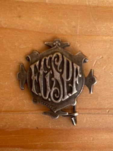 Une broche ancienne - broche, de