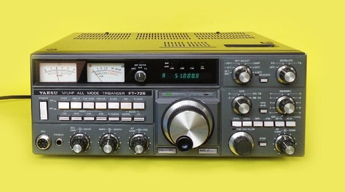 Tribander yaesu 726 - ft-726, 50