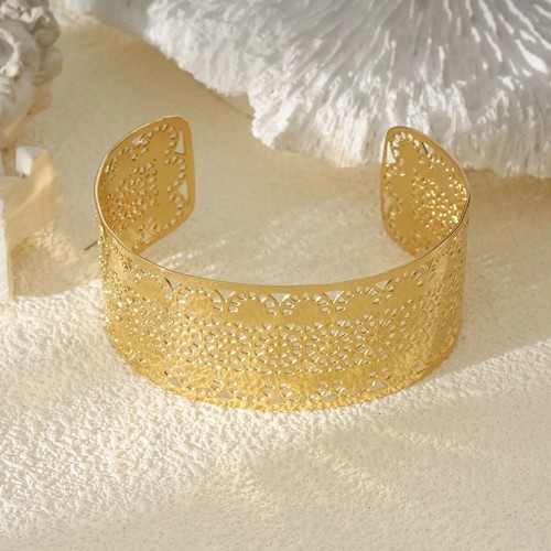 Superbe bracelet manchette