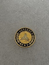 pin's voiture Mercedes Benz