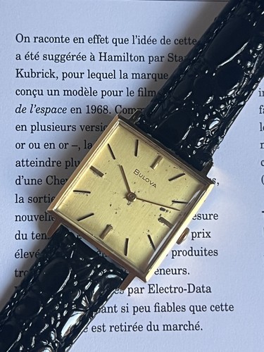 Montre bulova tank - montre,