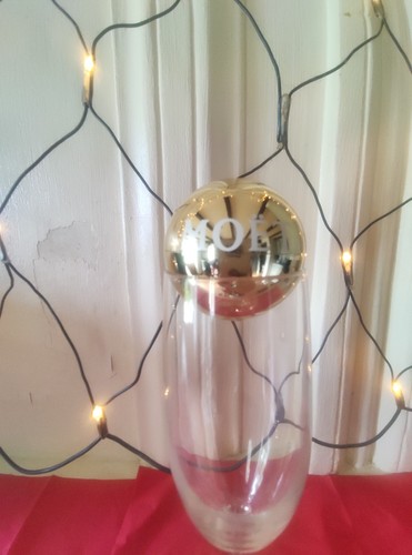 Moët chandon bubble charm - bubble,