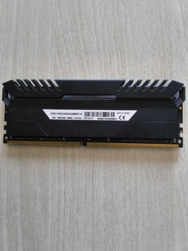 Memoire ddr4 16go corsair - ddr4,