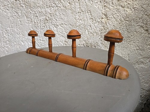 Ancien porte manteaux - porte,