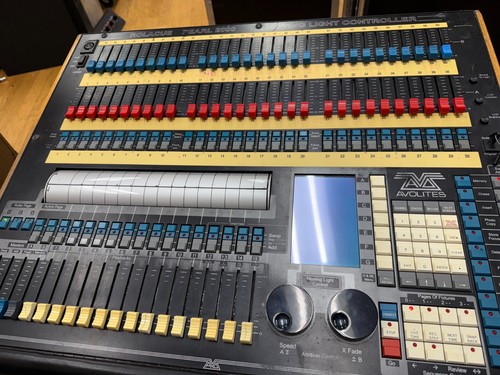 Avolites rolacue pearl 2000 - avolites,
