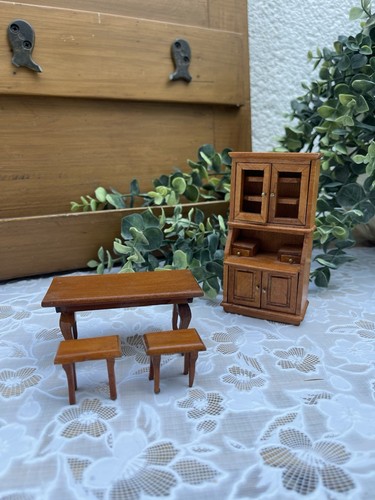 Ensemble meubles miniatures - de,