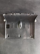 2006-10 BMW M5 E60 Rear Bottom Center Air Duct Guide