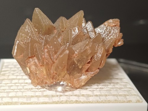 Calcite dent cochon - calcite, cochon"
