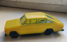 Petite voiture modèle URSS Bakou. Plastique. prix. Longueur 14 см, Hauteur 4 cm