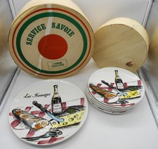 SERVICE OF 6 GIEN FAIENCE CHEESE PLATES AND TRAY IN BOX