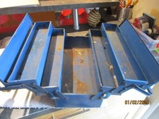 Ancienne Caisse à Anciens